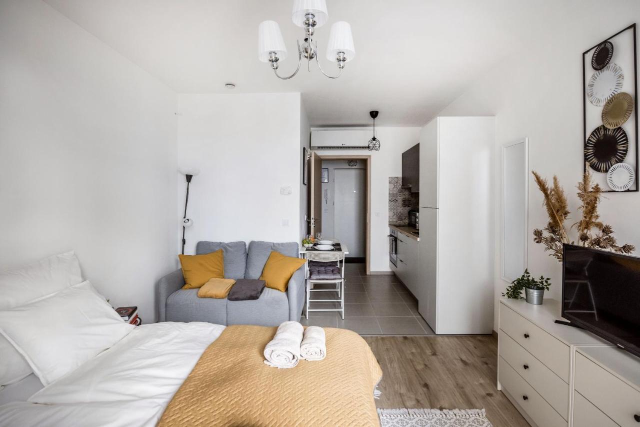 Апартаменты Stylish And Cozy Studio In The Heart Of The City Будапешт Экстерьер фото
